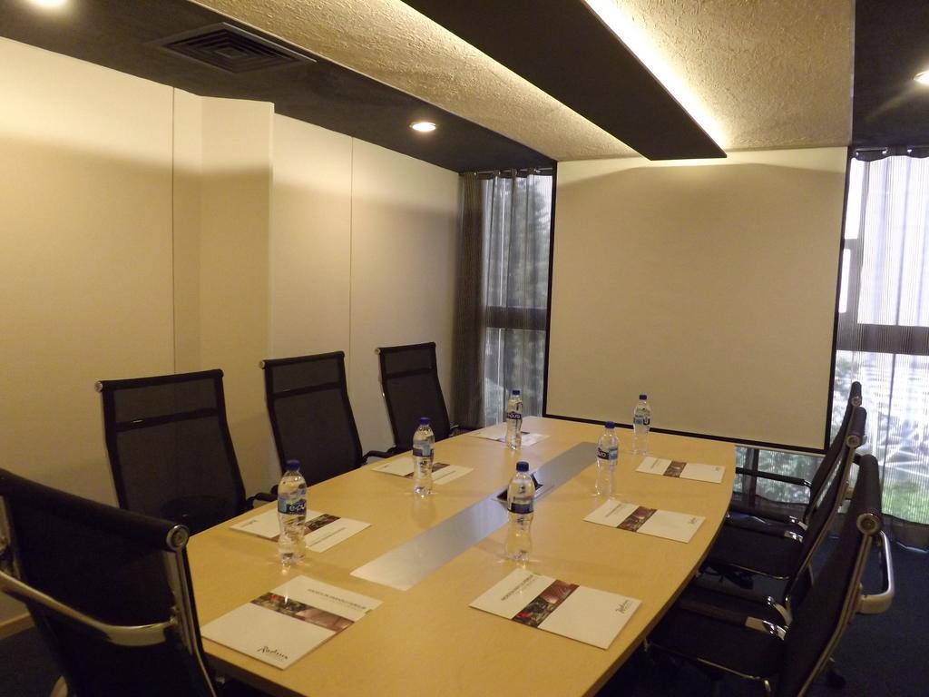 Radisson Paraiso Hotel Mexico by Eksteriør bilde Meeting room at the hotel
